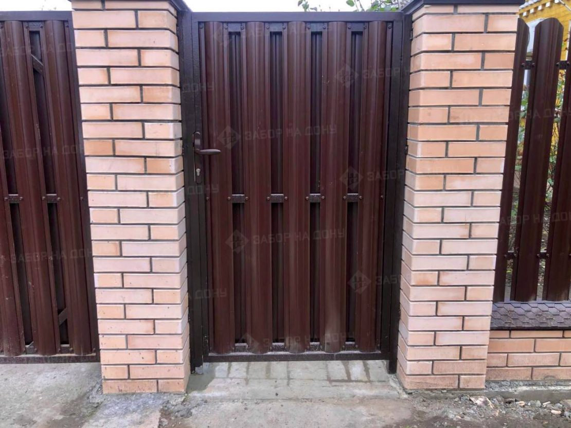 Калитка из евроштакетника  в Усть-Лабинске